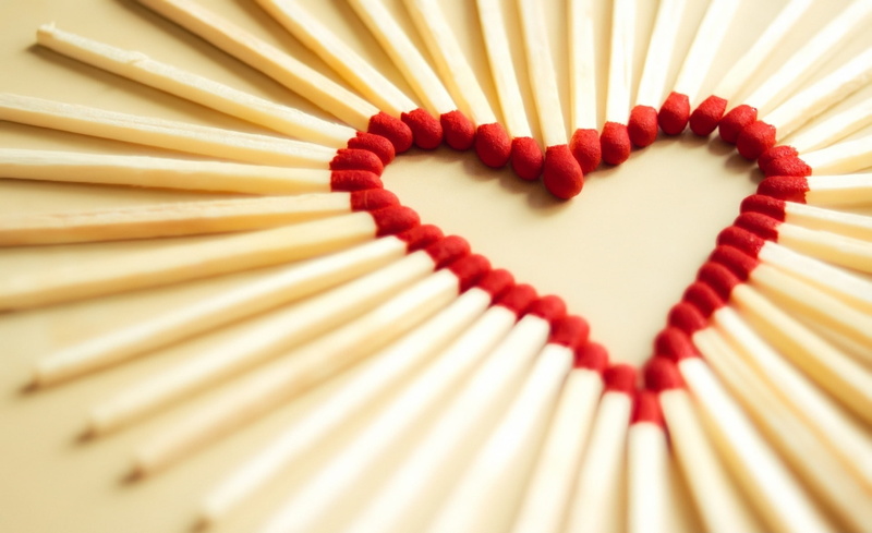 spaghetti, heart shape, full frame, positive emotion, large group of objects, selective focus, white background, emotion, Heart, creativity, backgrounds