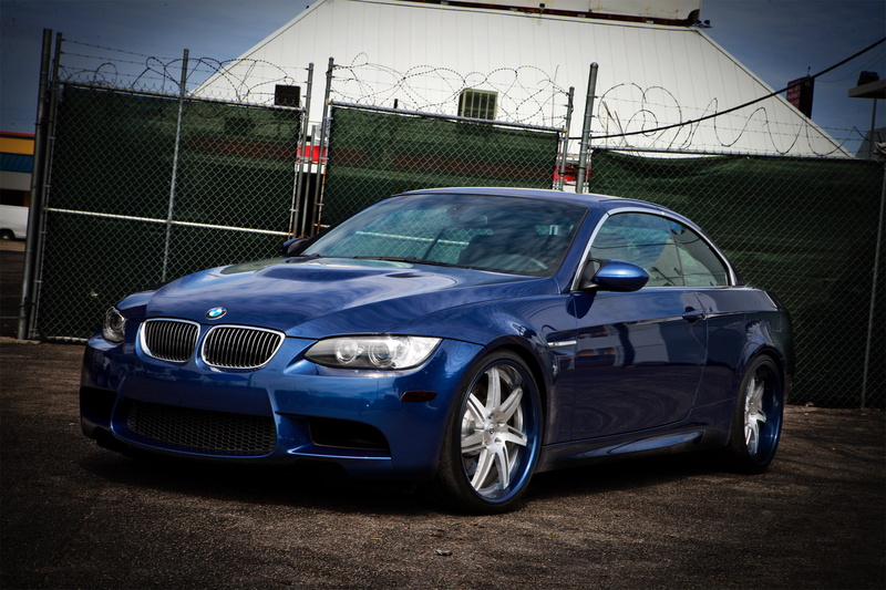 outdoors, architecture, barrier, E93, reflection, car, transportation, building exterior, the fence, BMW, blue, land vehicle, Cabrio, boundary, 1080P