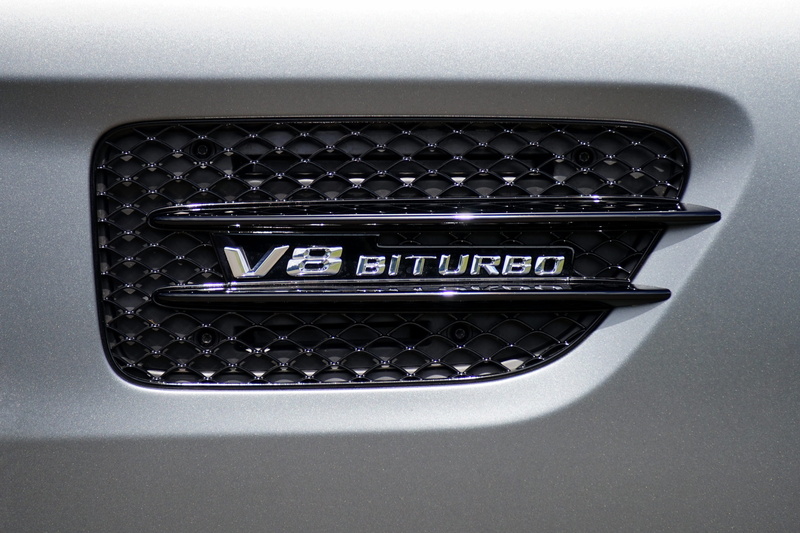 motor, luxury, text, mercedes, day, race, close-up, gts, limited, design, automobile, dashboard, stunning, technology, symbol, western script, music, push button