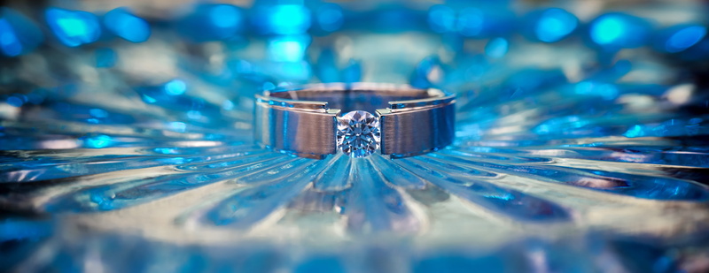 crystal, photo, engagement, diamond, computer equipment, wealth, reflection, diamond - gemstone, still life, colored, silver, gradient, clear, jewelry