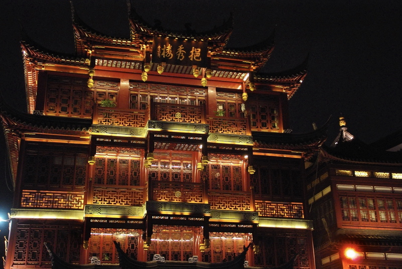 place of worship, belief, outdoors, lighting equipment, 4K, illuminated, no people, low angle view, built structure, building exterior, china, pagoda