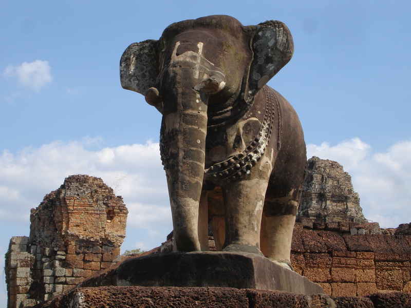 Angkor, expiration, low angle view, cloud - sky, Elephant, no people, nature, sky, built structure, expired, ancient, angkor wat, Ruin, travel destinations