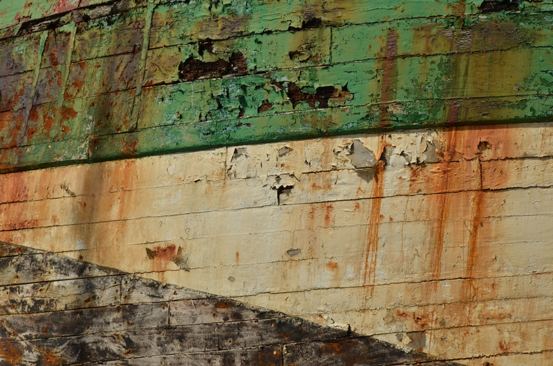 old, bad condition, metal rust, full frame, expired, ship wreck, resting place, wood, deterioration, shipwreck, abandoned, built structure, decline, peeling off