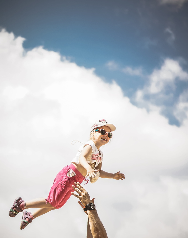 rollers, portrait, human arm, family, the fathers hands, heans, view, sunlight, low angle view, cloud - sky, laugh, emotions, red, dad, young adult, kids