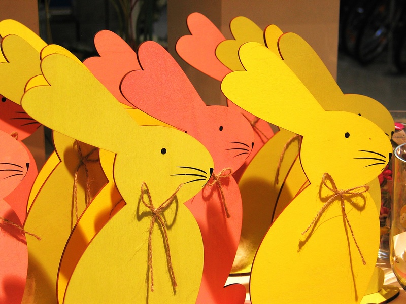 paper, no people, easter eggs, softness, art and craft, 1080P, representation, day, close-up, happy easter, for sale, yellow, retail, easter greeting