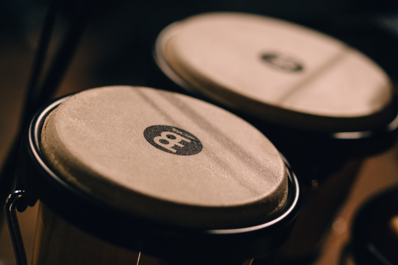 shape, bongo, equipment, african, musical instrument, drum, art, close-up, entertainment, ethnic, selective focus, africa, brown, color, record, background