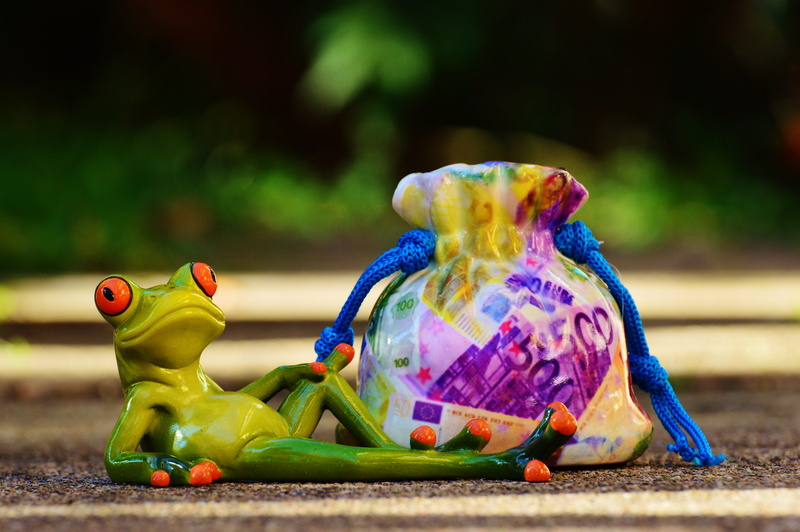 childhood, figurine, figure, human representation, close-up, craft, creativity, days wealthy, money soothes, calming, innocence, art and craft, selective focus