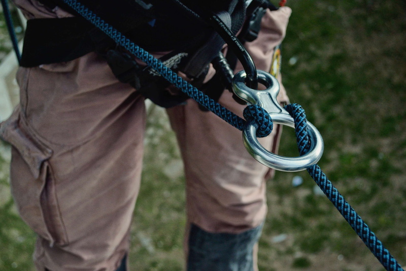 standing, two people, adventure, front view, focus on foreground, day, nature, hand, human hand, strength, holding, outdoors, abseiling, chain, midsection