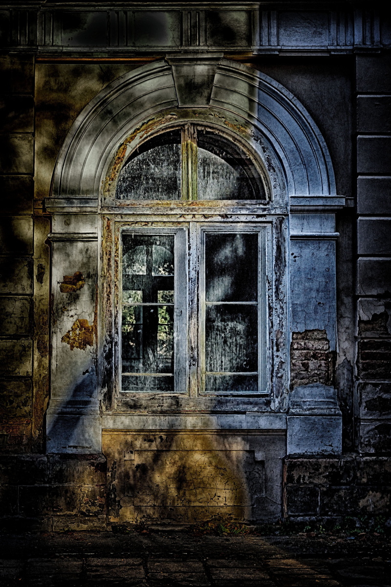 built structure, gothic style, closed, window, place of worship, dark, history, background, day, arched, the past, ruined, mystic, horror movie, door, old