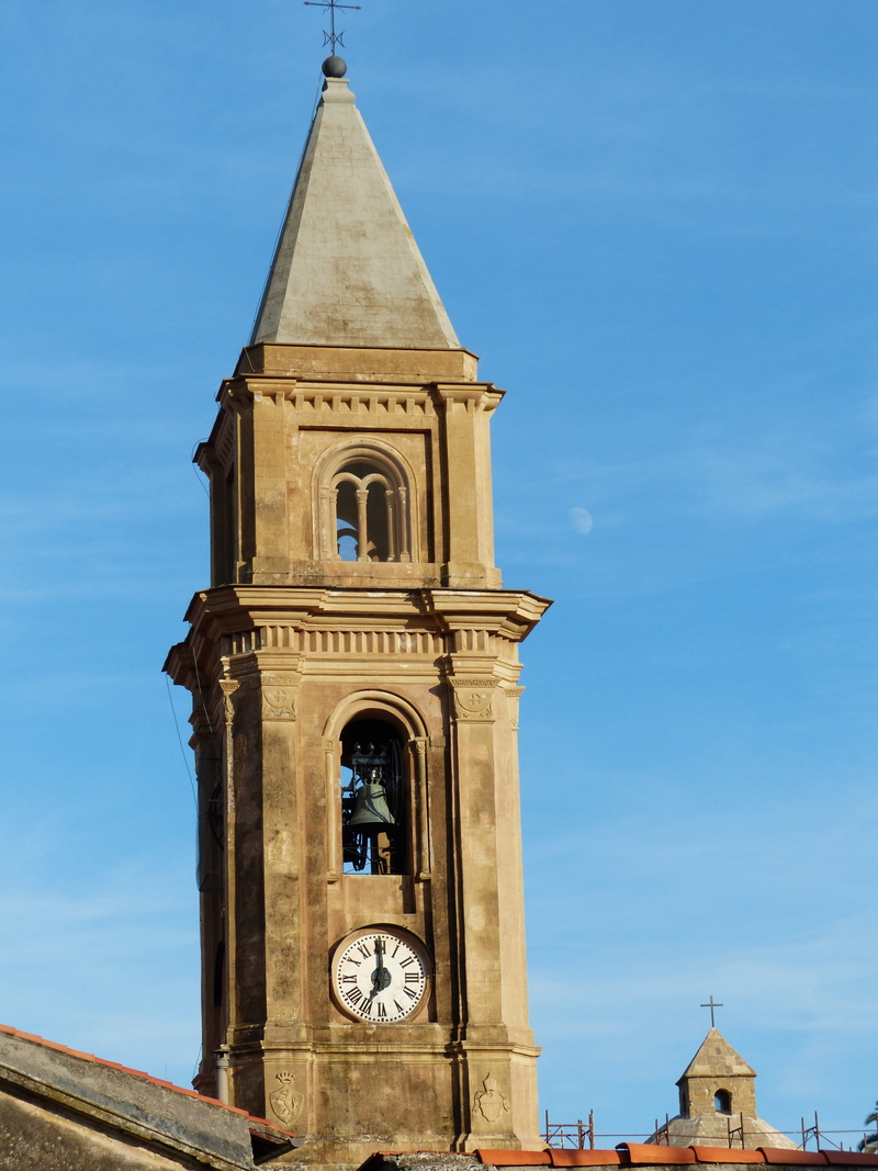 bishop city, imperia, old town, border town, seaside resort, no people, church, built structure, place of worship, time, building exterior, north italy