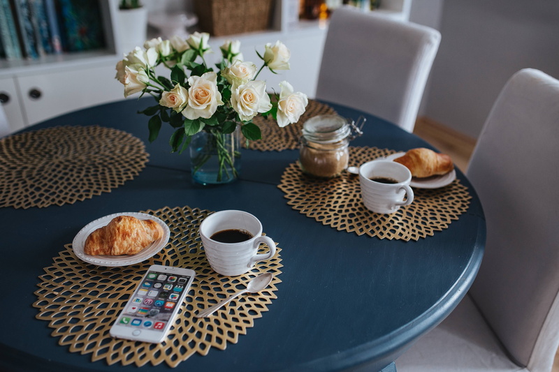 cup, coffee, breakfast, chair, coffee - drink, refreshment, bouquet, flower arrangement, tray, plate, freshness, high angle view, drink, plant, mug, white