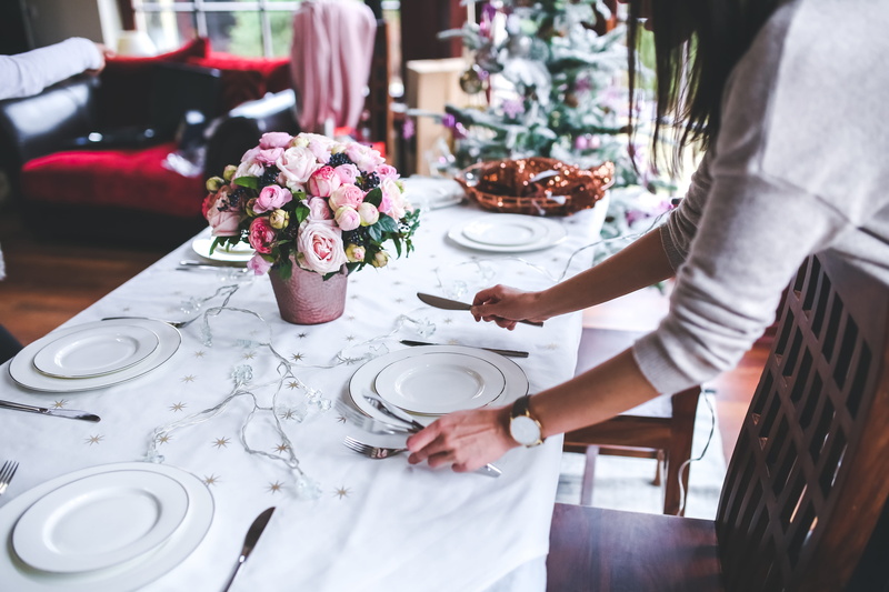 coffee, event, flower, cutlery, set, business, girl, hand, food and drink, dishes, drink, interior, freshness, setting, place setting, dining, flowers