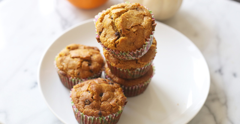 pumpkin bread, food, temptation, table, snack, freshness, pumpkin muffins, close-up, baked, white, indulgence, ceramic, still life, 5K, five, cake, muffins