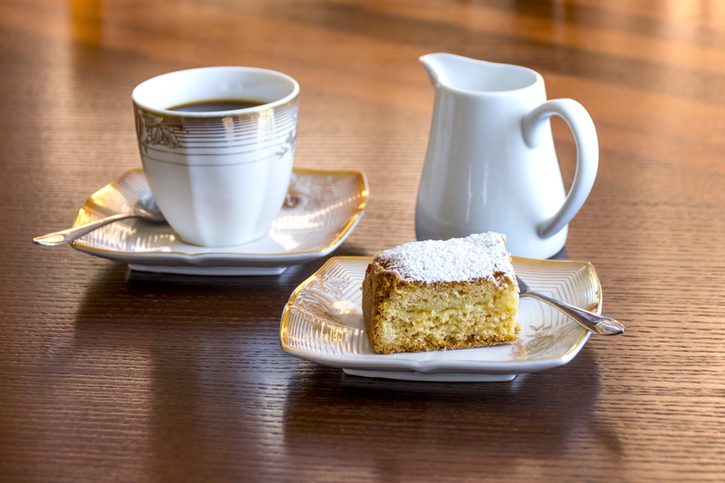 drink, temptation, snack, filled, caffeine, sweet, 4K, cup, breakfast, liquid, food and drink, cake, crockery, ceramic, hot, eating utensil, black, mug
