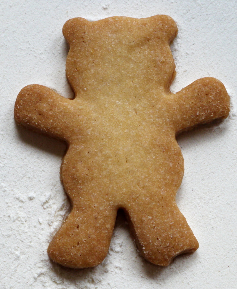 baking cookies, cookie, food, snack, no people, bake, studio shot, sweetness, celebration, representation, shortcrust pastry, cookies, indoors, flour, sweet