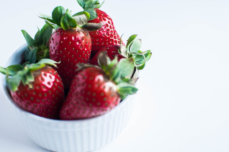 cut out, bowl, white, smoothie, berries, indoors, ripe, plant, still life, ramekin, red, leaf, petal, strawberry, breakfast, food and drink, flower, 4K