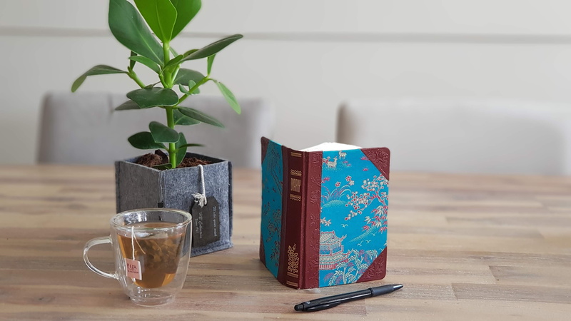 publication, plant, potted plant, beer, furniture, table, growth, drink, focus on foreground, 4K, glass, no people, herbs, thee, plant part, indoors, vase