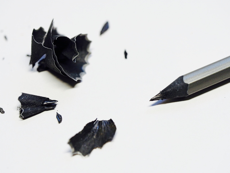 sharp, sharpen, writing instrument, close-up, nib, no people, fountain pen, simplicity, cut out, white background, indoors, copy space, studio shot, surface