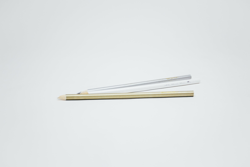 indoors, gold, document, pencils, no people, eyebrow, photo, blank, sparse, office supply, copy space, 4K, three, silver, cut out, studio shot, paper