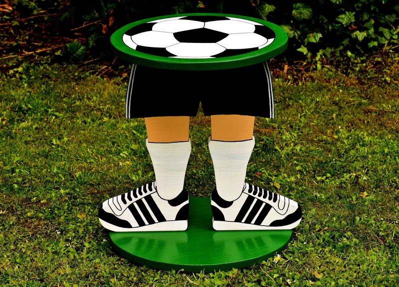 wood, waiting, side table, own creation, field, striped, plant, small table, football, green color, nature, creative, hand labor, hand painted, land, 5K