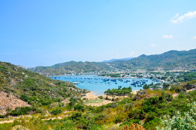 scenics - nature, tranquility, blue, beautiful bay, high angle view, vinh hy bay, the sea, nice, green, beauty in nature, outdoors, tree, vision, 2K, plant