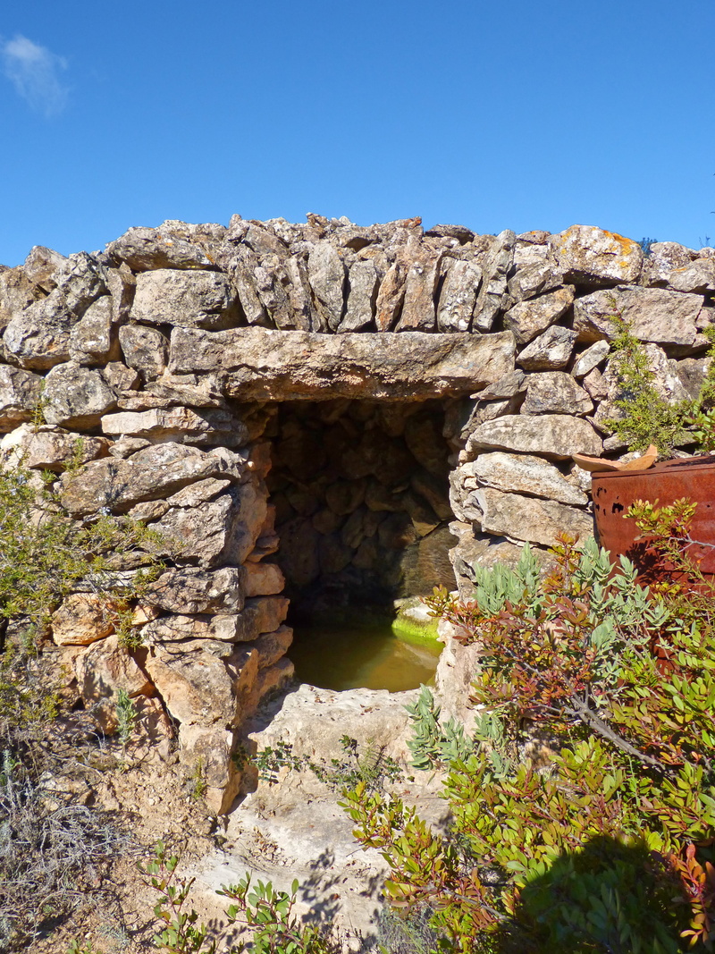 arch, old, rock formation, rock - object, old Ruin, cultures, rock, priorat, clear sky, no people, rustic, 4K, archaeology, cistern, travel, sunlight