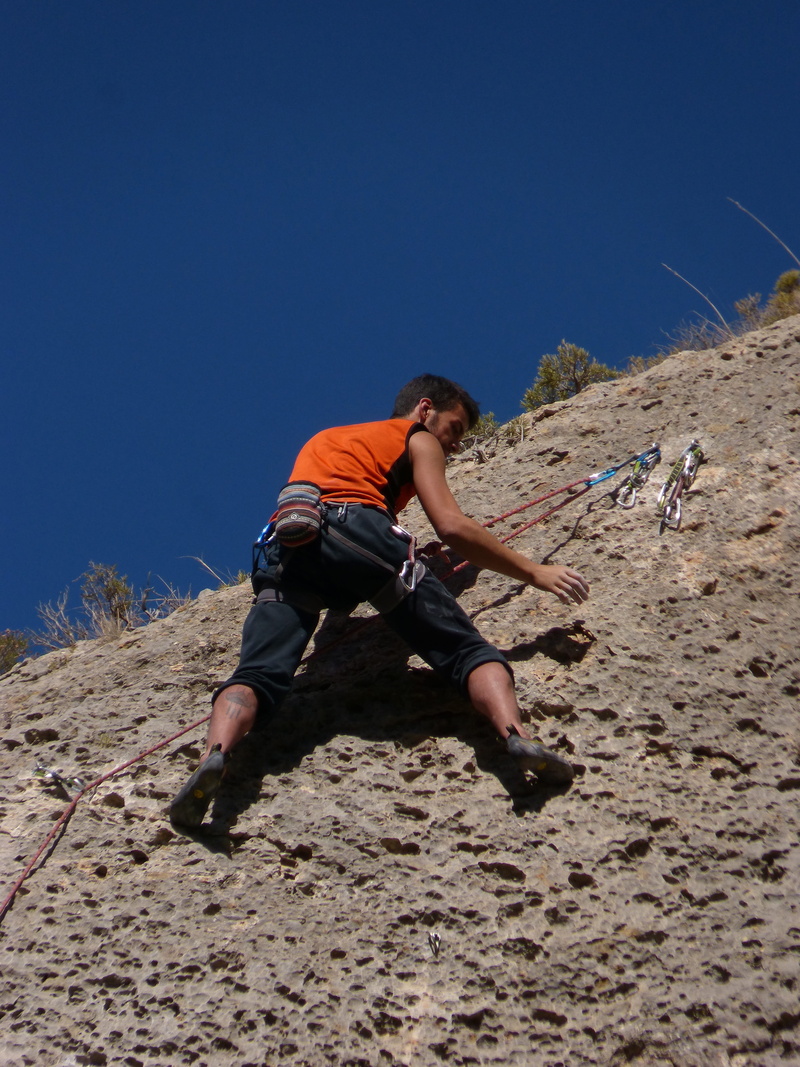 nature, escalation, lifestyles, mountaineering, outdoors, rope, top, mountain, clear sky, 4K, catalunya, land, climber, end, leisure activity, full length