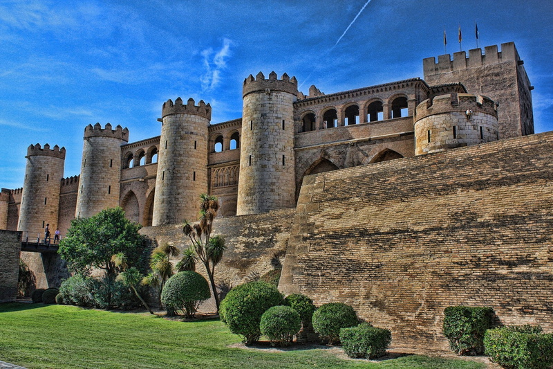 no people, Zaragoza, sky, built structure, Palace, old, ruined, 1080P, tourism, ancient civilization, day, old ruin, nature, tree, the past, history, building exterior