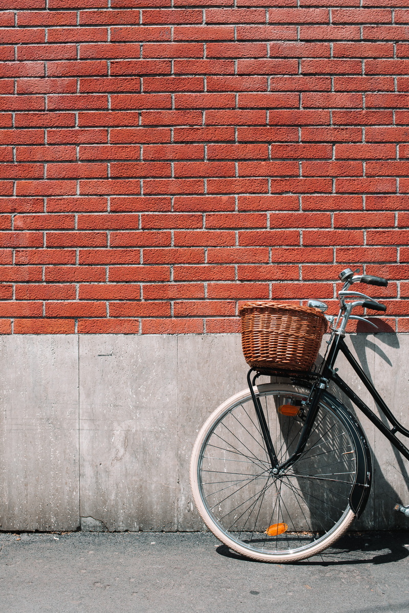 cycle, wall, female, street, outdoors, old-fashioned, bicycle, brick, 5K, beach, building Exterior, brick Wall, weathered, no People, mode of Transport
