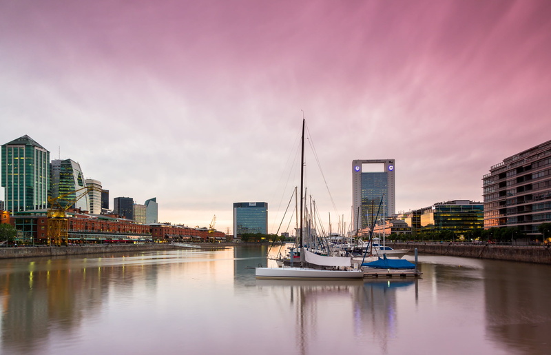 puerto, setting, sailboat, building exterior, mode of transportation, sky, sun, 1080P, waterfront, cloud - sky, water, nautical vessel, madero, architecture