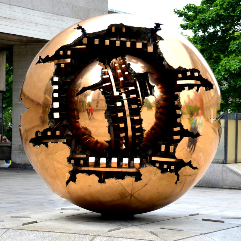 2K, focus on foreground, wood - material, plastic, nature, art and craft, artists, outdoors, Sculpture, sunlight, reflection, close-up, plant, metal, sphere