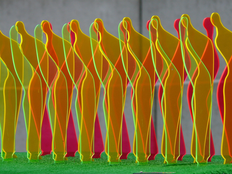sport, nature, day, outdoors, colorful, bright, color, in a row, multi colored, Crowd, focus on foreground, grass, Human, abstract, yellow, plastic, pattern