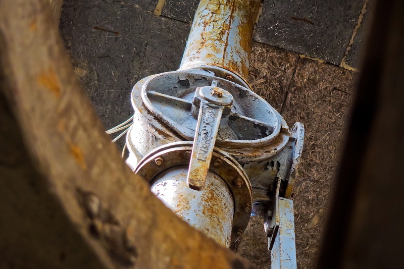 destruction, lost places, weathered, stock, no people, building, ailing, warehouse, mode of transportation, old kontor, selective focus, day, decay, outdoors