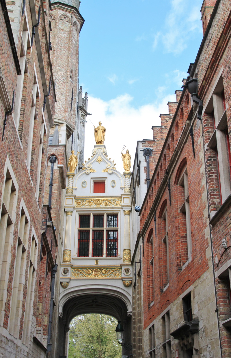 facade, religion, ornament, middle ages, brick, representation, city view, ornate, monument, art and craft, medieval city, bruges, statue, culture, historically
