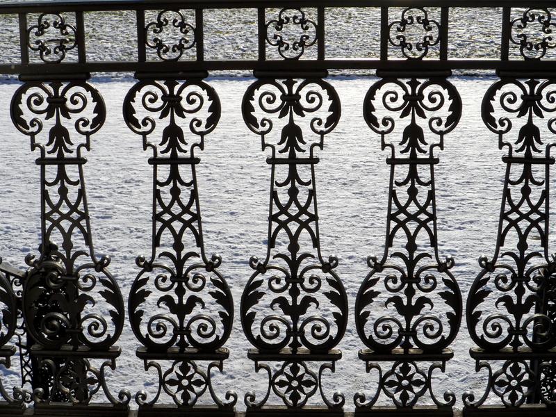 Grid, balustrade, Wrought Iron, 4K, decant, built structure, design, outdoors, backgrounds, security, ornaments, Snow, iron - metal, ornate, pattern, park