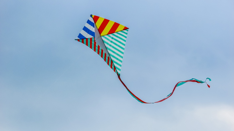 flying, 4K, emotion, striped, motion, multi Colored, positive emotion, toy, kite - Toy, mid-air, blue, low angle view, kite, childhood, wind, fun, joy