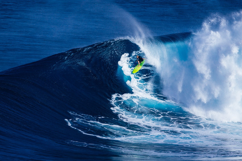 competition, jaw, adult, water, foam, ocean, extreme, bay, surfing, blue, beauty in nature, people, day, power in nature, surf, wafe, exercise, sport, power