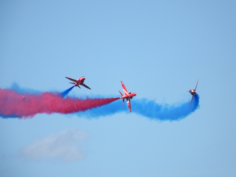 jet, formation, transportation, fighter plane, air, stunt, formation flying, raf, aerospace industry, plane, air display, airshow, cloud - sky, low angle view