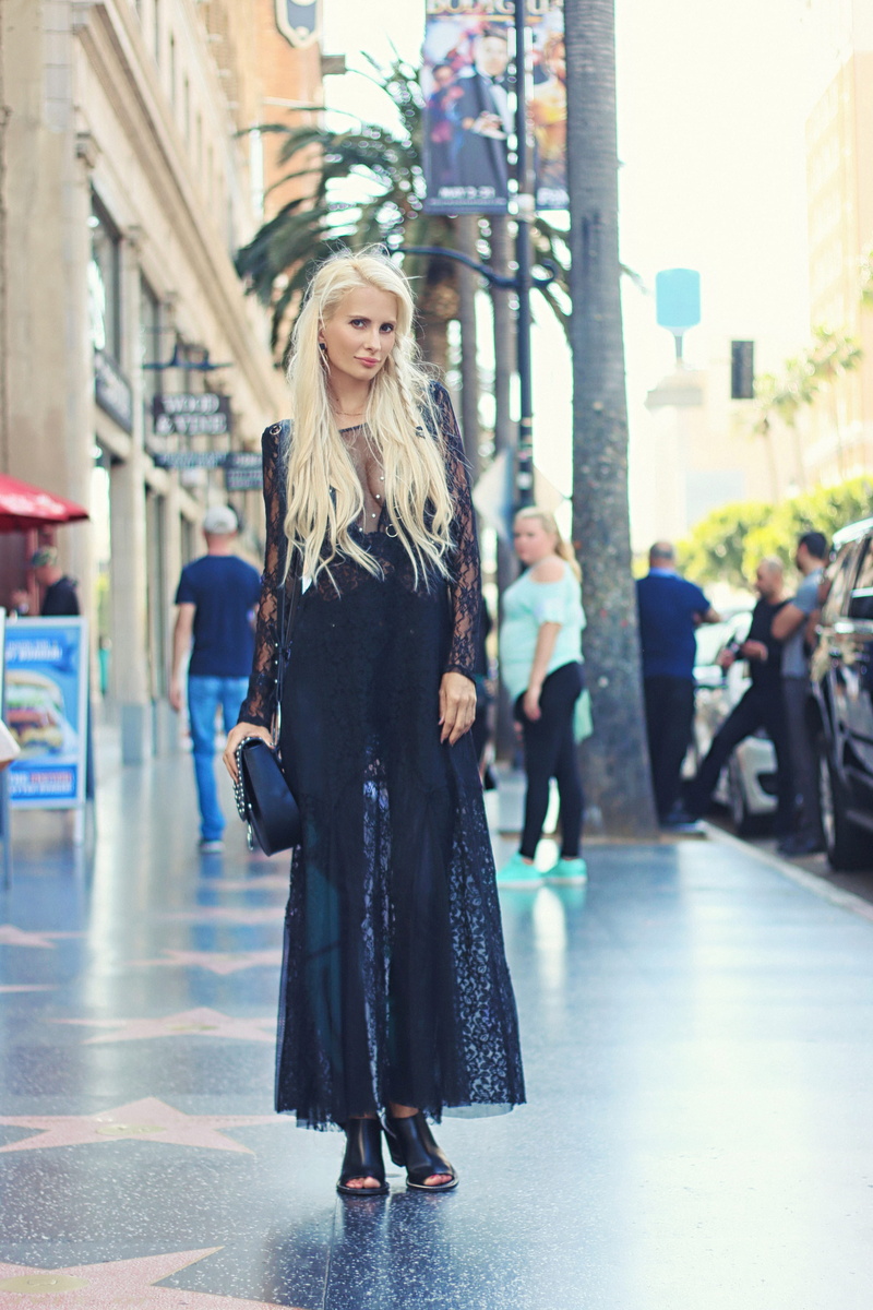 blonde, dress, beautiful woman, day, model, people, walk of fame, los angeles, incidental people, beauty, standing, architecture, 2K, young women, pretty