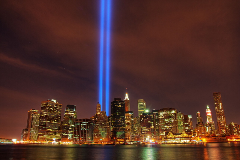 WTC, megapolis, Manhattan, skyscrapers, 2K, USA, night, new York, lights, river, floodlights, memory, 11 Sep, the city, building