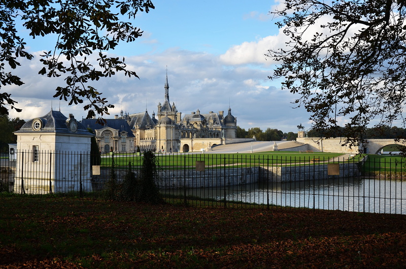 nature, palace, no people, architecture, built structure, renaissance, plant, sky, spire, day, barrier, history, france, the past, building, fence, tree