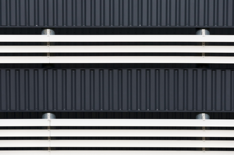backgrounds, sign, white, building exterior, background, architecture, striations, corrugated, grey, silver colored, outdoors, city, road, vertical, corrugated iron
