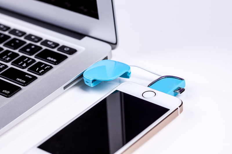 communication, computer monitor, table, gold, beside, pro, iphone, smart phone, computer key, wireless technology, promotional gifts, portable information device