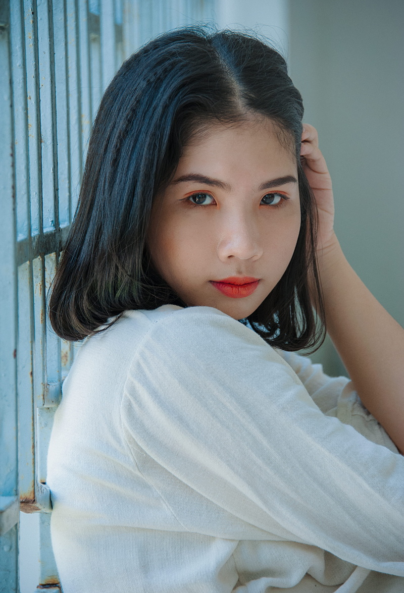 beautiful, relaxation, beauty, public domain images, girl, cute, young adult, long hair, young, looking at camera, close, young women, pose, wear, female