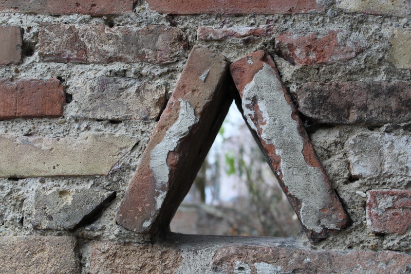 bad condition, old, 5K, architecture, city wall, building, germany, built structure, building exterior, brick wall, deterioration, textured, old town