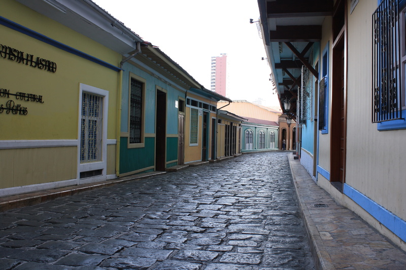 empty, built structure, sky, city, residential district, footpath, row house, diminishing perspective, 4K, ecuador, clear sky, architecture, house, penalties
