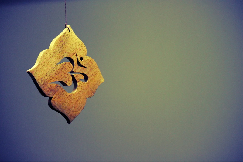 copy space, indu, sky, ohm, pendant, wood, celebration, 1080P, colored background, nature, pollution, wooden, christmas, wall - building feature, environmental issues