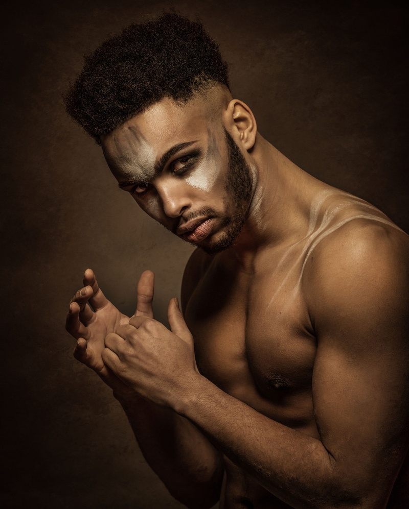 indoors, human body part, 500px, looking at viewer, human arm, human muscle, model, Joachim Bergauer, beautiful people, human limb, face paint, athlete