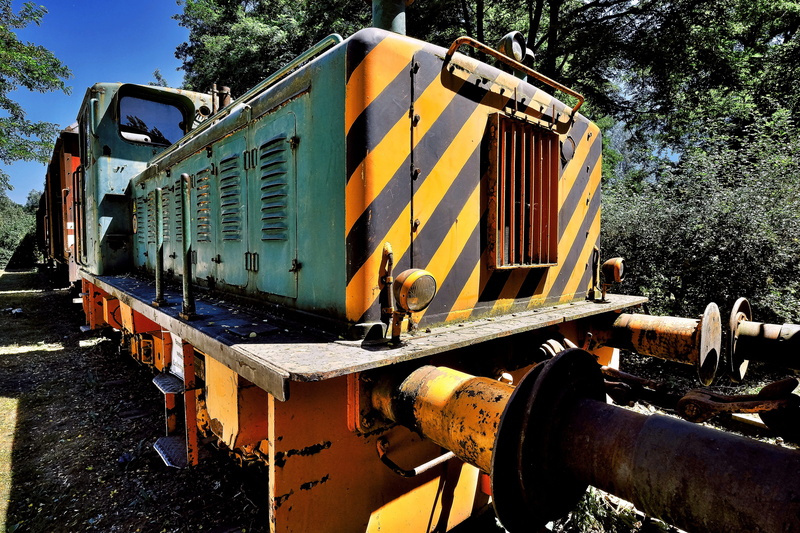 ruined, day, railway, rail transportation, track, train - vehicle, transportation, plant, nature, abandoned, mode of transportation, railroad track, krupp-lok