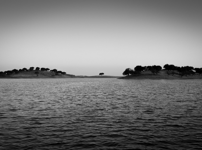 blackandwhite, silhouette, Photography, Moura, canoneos500d, sea, view into land, outdoors, tranquil scene, artificiallake, sky, Hills, 4K, Monochrome